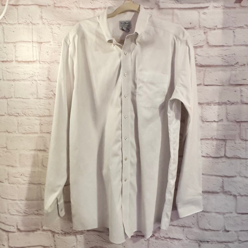 LL Bean White Men’s Dress shirt long sleeved Traditional Fit Sz 16-36 pristine